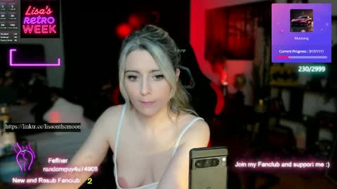 Snapshot of kimilee22 chatting on 02.19.25 Wolfs Girl online show from 02.19.25