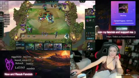 Snapshot of kimilee22 chatting on 03.11.25 Wolfs Girl online show from 03.11.25