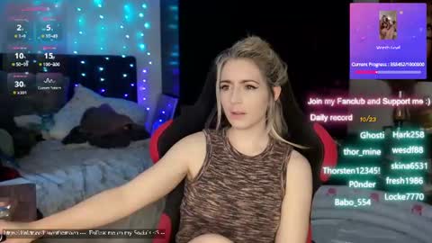Snapshot of kimilee22 chatting on 07.01.26 Wolfs Girl online show from 07.01.26