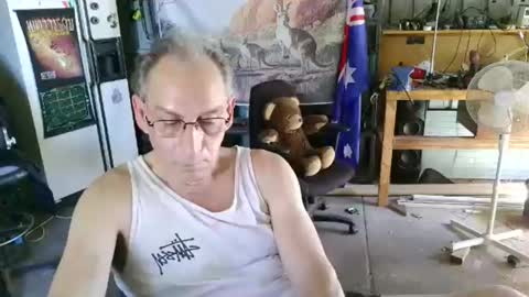 Snapshot of kimintheshed chatting on 03.22.26 kimintheshed online show from 03.22.26