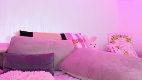 Natalie online show from 04.15.26