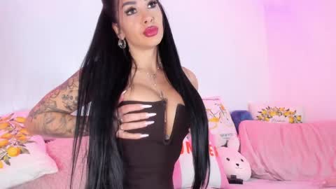 Snapshot of kimkardassiann chatting on 05.28.26 Natalie online show from 05.28.26