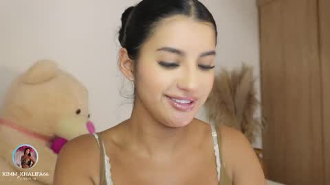 Snapshot of kimm_khalifa chatting on 04.14.26 Kim online show from 04.14.26