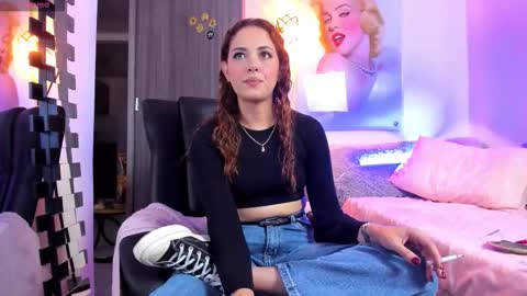 kimmberly_saenz_ online show from 12.20.25