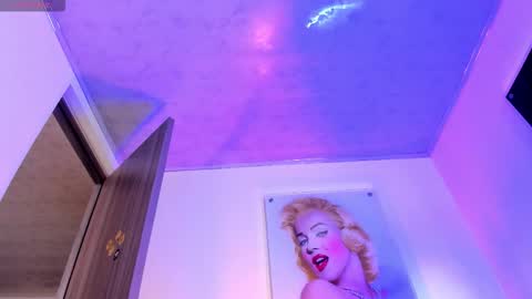 kimmberly_saenz_ online show from 01.07.26