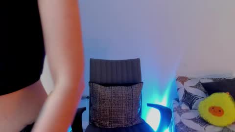 Snapshot of kimmcarter chatting on 11.09.25 Kimm online show from 11.09.25