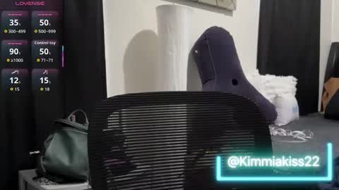 Kimmi online show from 10.21.25