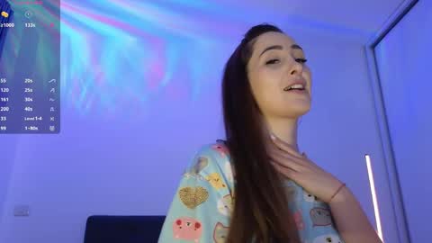 Kimmie online show from 04.11.26