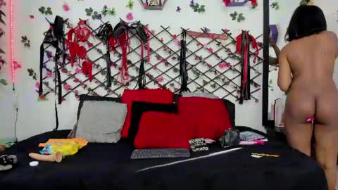 Snapshot of kimmy_woold chatting on 06.20.26 kimmy_woold online show from 06.20.26