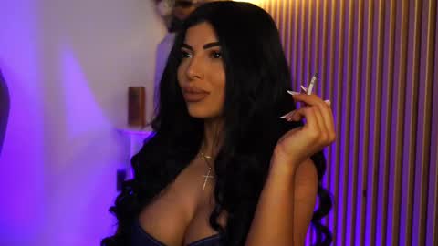 Snapshot of kimybroox chatting on 03.11.25 Andreea online show from 03.11.25