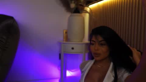 Snapshot of kimybroox chatting on 09.12.25 Andreea online show from 09.12.25