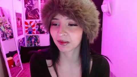 Kind Scarlett online show from 11.08.25