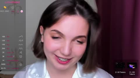 Snapshot of kindhazelhere_ chatting on 01.12.25 Hazel online show from 01.12.25