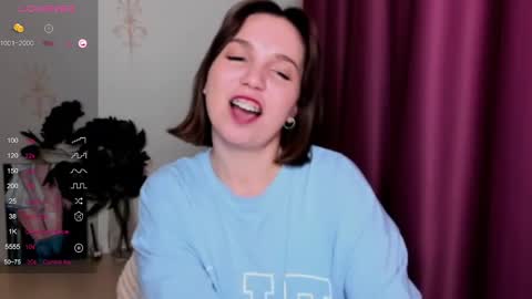 Snapshot of kindhazelhere_ chatting on 02.13.25 Hazel online show from 02.13.25