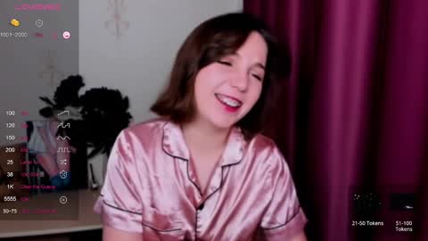 Snapshot of kindhazelhere_ chatting on 02.19.25 Hazel online show from 02.19.25