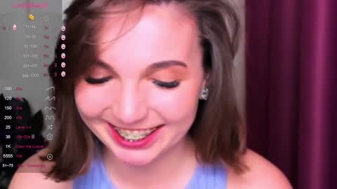 Snapshot of kindhazelhere_ chatting on 03.09.25 Hazel online show from 03.09.25