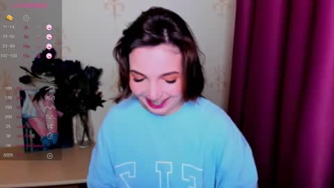 Snapshot of kindhazelhere_ chatting on 09.28.25 Hazel online show from 09.28.25