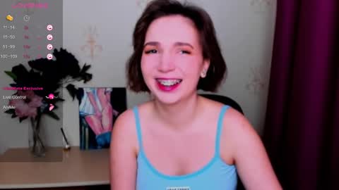 Snapshot of kindhazelhere_ chatting on 10.07.25 Hazel online show from 10.07.25
