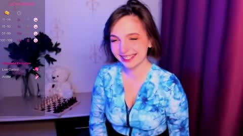 Snapshot of kindhazelhere_ chatting on 11.05.25 Hazel online show from 11.05.25