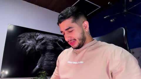 Angel Falconer online show from 02.02.26