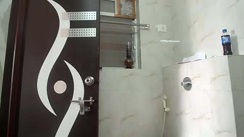 Snapshot of king_kong_india3 chatting on 01.10.25 Jay online show from 01.10.25