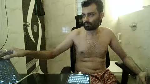 Snapshot of king_kong_india3 chatting on 09.27.25 Jay online show from 09.27.25