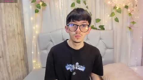 King  online show from 08.04.26
