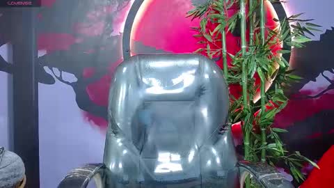 king voy online show from 11.25.25