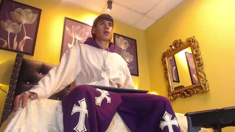 Yer online show from 12.05.25