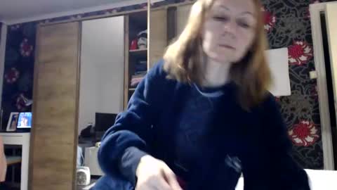 Snapshot of kingandprincess chatting on 03.08.25 sexysexyhotwetpinkredpussy online show from 03.08.25