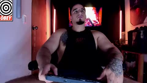 King Bear online show from 12.15.25