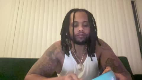 Snapshot of kingdabiggest chatting on 11.08.25 KingDaBiggest online show from 11.08.25