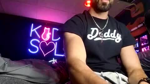 kingdaddysayless online show from 10.22.25