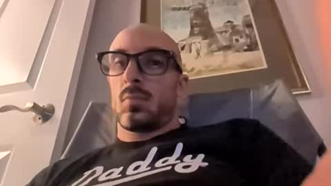 kingdaddysayless online show from 08.04.26