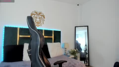 Snapshot of kingg_jay chatting on 05.20.26 kingg_jay online show from 05.20.26