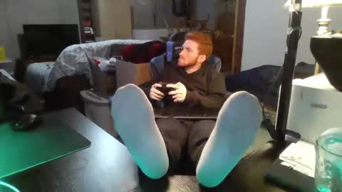 Snapshot of kingoffootfetish chatting on 01.23.25 Master King Tommy online show from 01.23.25