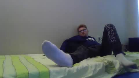 Snapshot of kingoffootfetish chatting on 02.11.25 Master King Tommy online show from 02.11.25