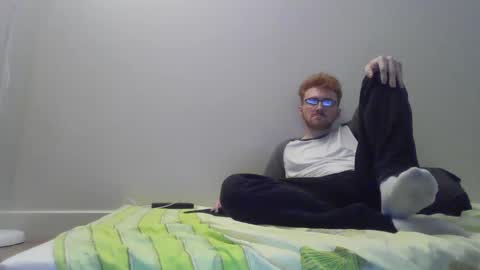 Snapshot of kingoffootfetish chatting on 02.14.25 Master King Tommy online show from 02.14.25