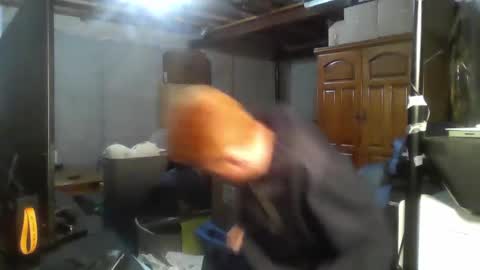 Snapshot of kingoffootfetish chatting on 09.26.25 Master King Tommy online show from 09.26.25