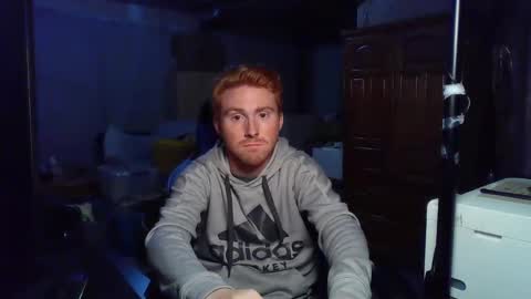 Snapshot of kingoffootfetish chatting on 10.18.25 Master King Tommy online show from 10.18.25