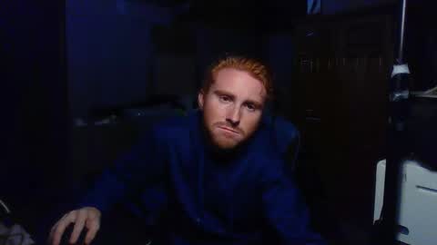 Snapshot of kingoffootfetish chatting on 11.05.25 Master King Tommy online show from 11.05.25