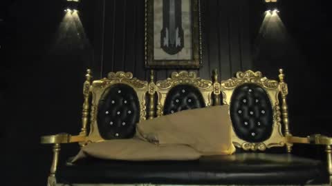  A L E X  online show from 12.11.24