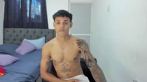 Snapshot of kings_latins chatting on 12.19.25 DOMINANT ALPHA KINGS online show from 12.19.25