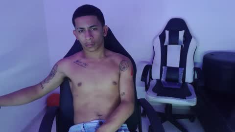 Snapshot of kings_latins chatting on 02.20.26 DOMINANT ALPHA KINGS online show from 02.20.26