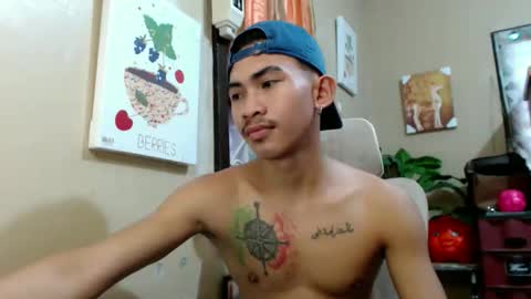 Snapshot of kingscock18 chatting on 12.19.25 ALVIN online show from 12.19.25