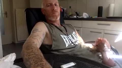 kingsize online show from 09.18.25