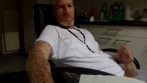 kingsize online show from 09.25.25