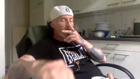 kingsize online show from 05.13.26