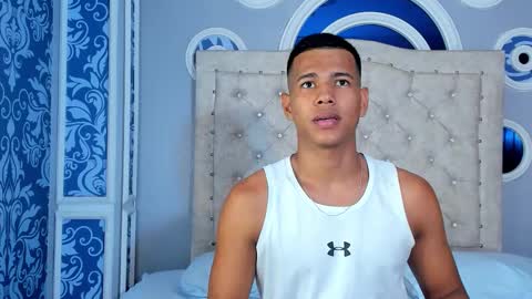 Snapshot of kingstark_ chatting on 02.12.26 sebastian online show from 02.12.26