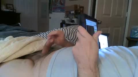 Snapshot of kingtongue10 chatting on 12.24.24 kingtongue10 online show from 12.24.24